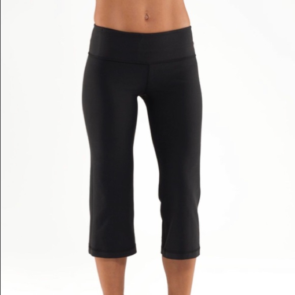 Lululemon Leggings Groove Crop Black Capri Pants
